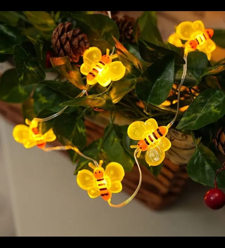 Solar Bee String Lights,  16 feet 20 LED Blossom Flower String Light Solar Power for Decorations Warm Yellow Light , Pack of 1  Plastic Body